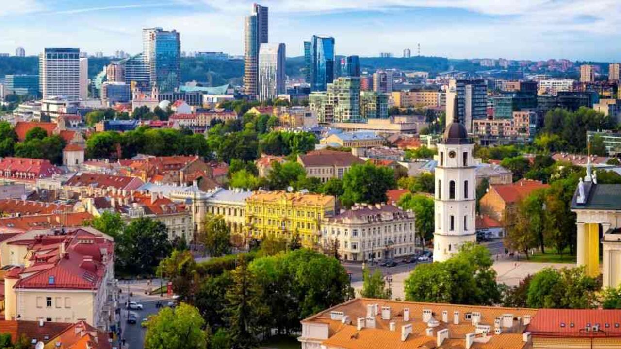 Vilna. El primer puesto de este año lo ocupa Vilna, la capital de Lituania, el costo promedio del viaje es de US$219. Foto Getty.