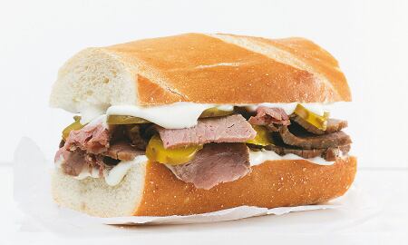 Algunos jamones ultra procesados están dentro del listado.