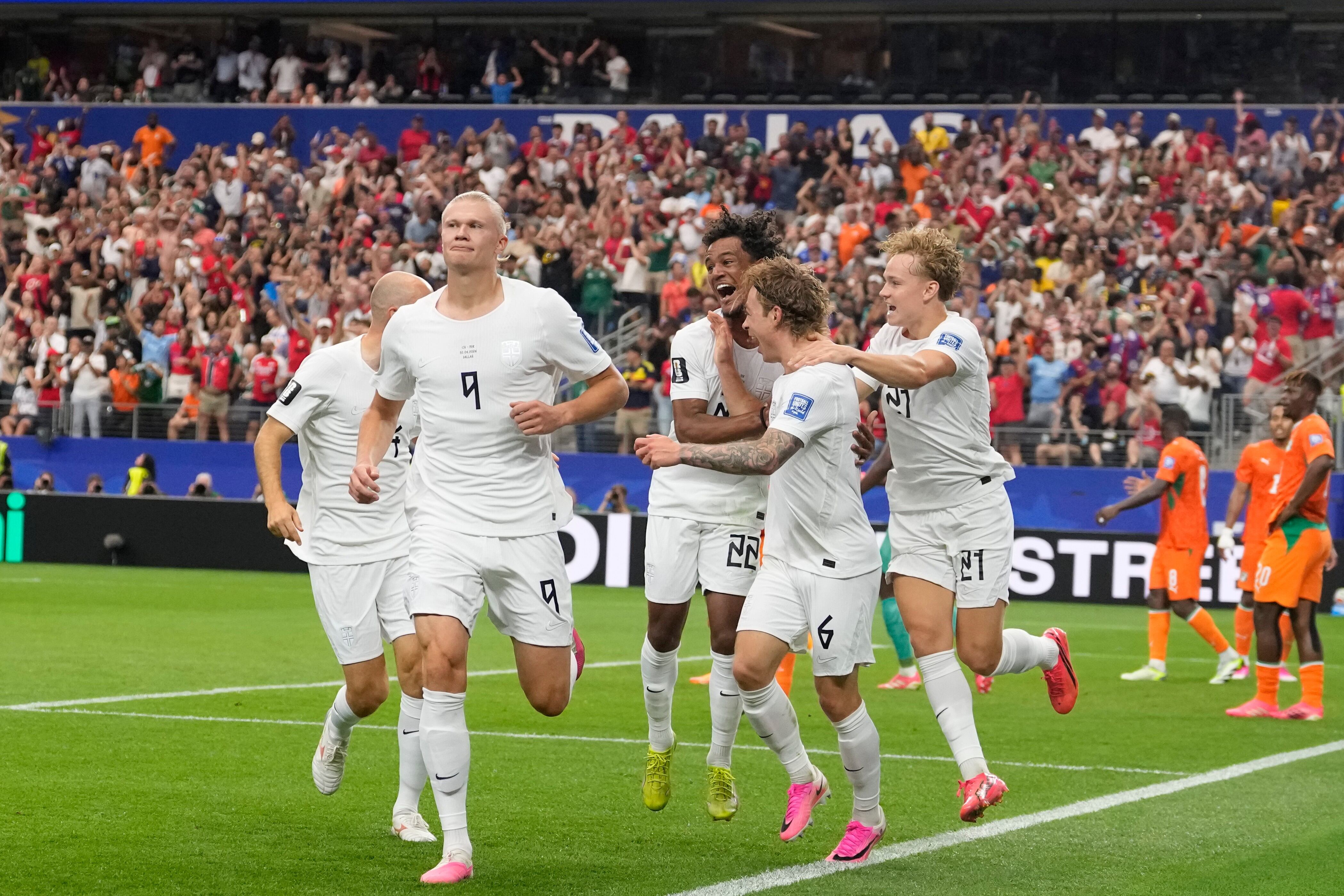 Norway's Erling Haaland (9) celebrates after scoring his side's second goal during the World Cup round of 32 soccer match between Ivory Coast and Norway in Arlington, Texas, near Dallas, Tuesday, June 30, 2026.(AP Photo/Tony Gutierrez)