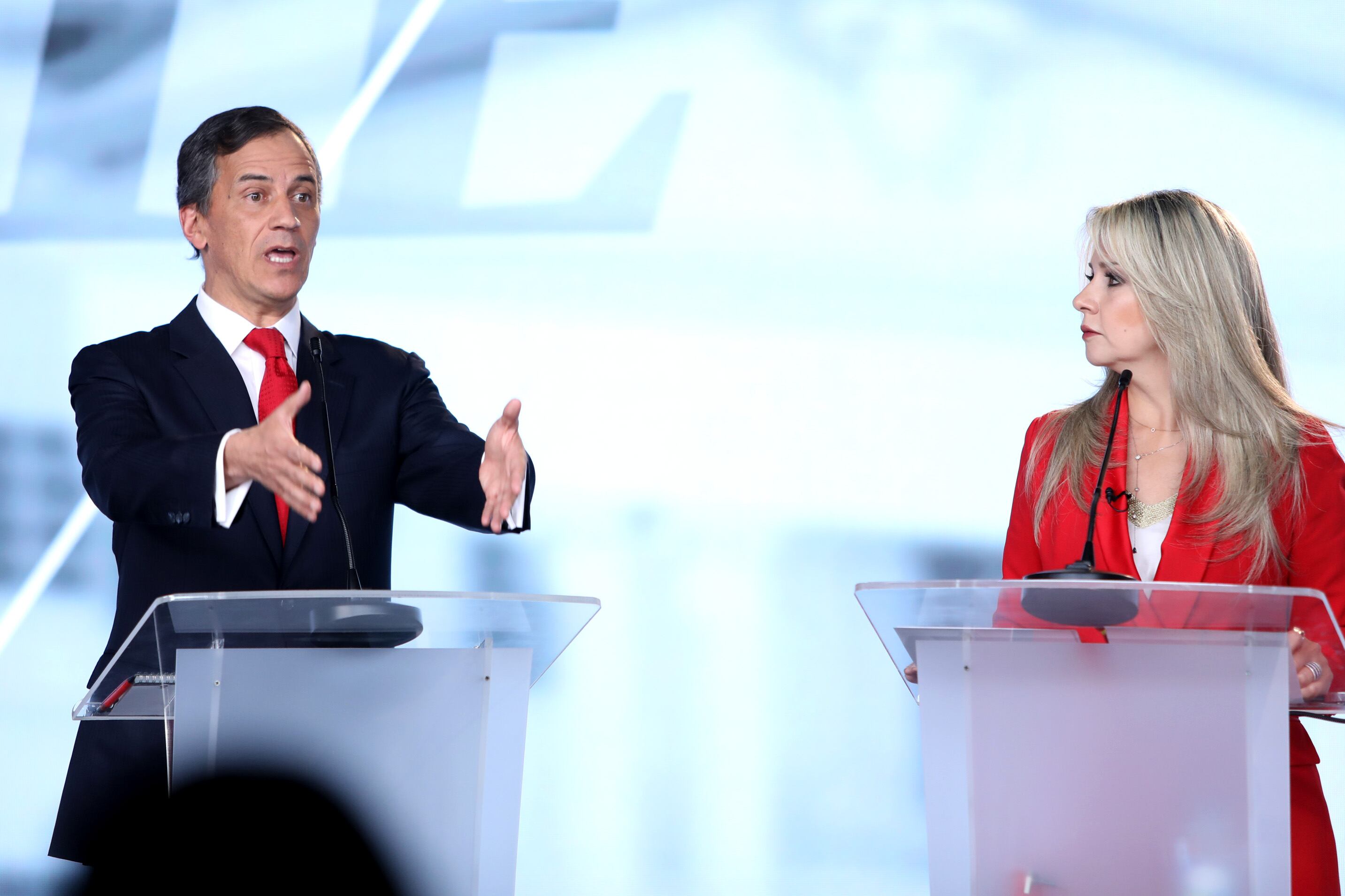 Rafael Nieto Loaiza y Vicky Davila