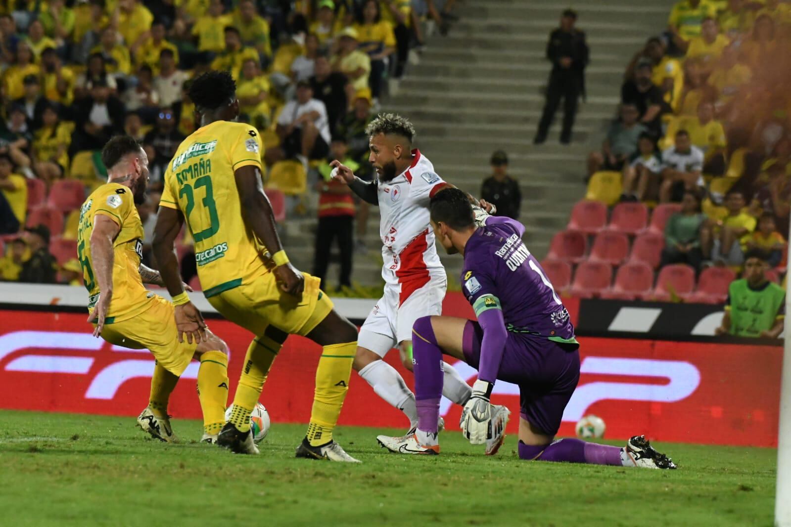 Atlético Bucaramanga lleva cinco partidos sin ganar en el fútbol colombiano
