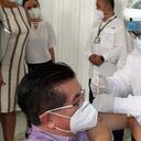 El ministro Fernando Ruiz en su recorrido de Sucre.