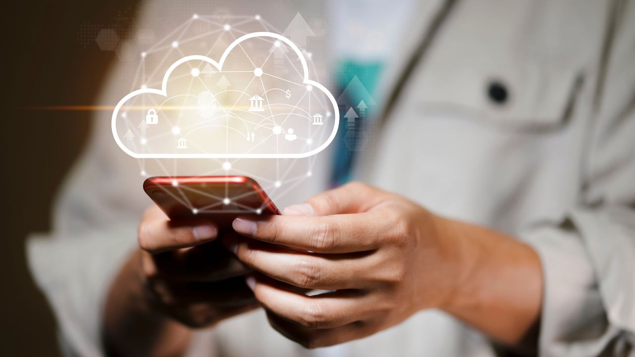 La falta de almacenamiento puede afectar el rendimiento del celular.