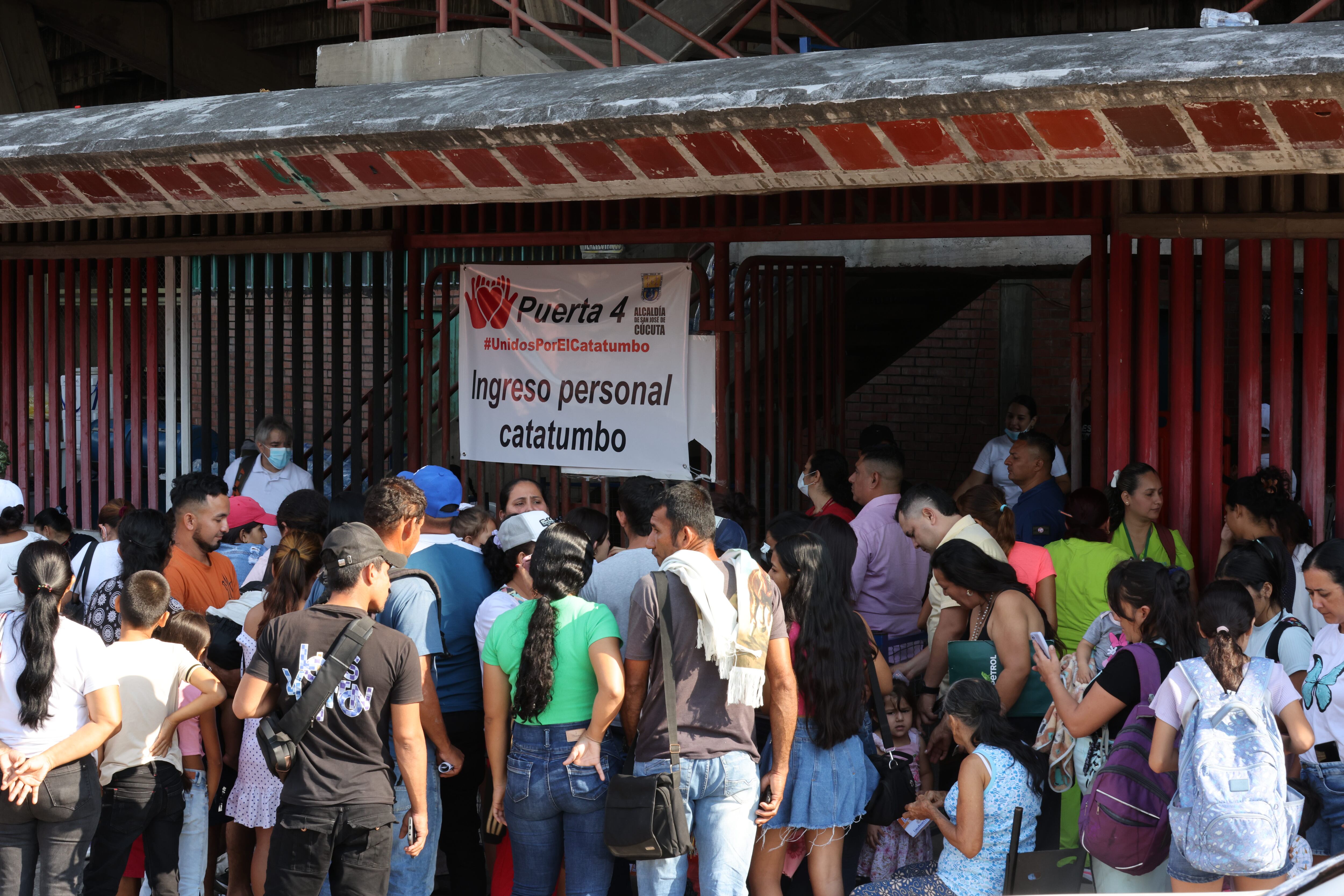 Desplazados por los enfrentamientos entre el ELN y Disidencias de las FARC en el Catatumbo