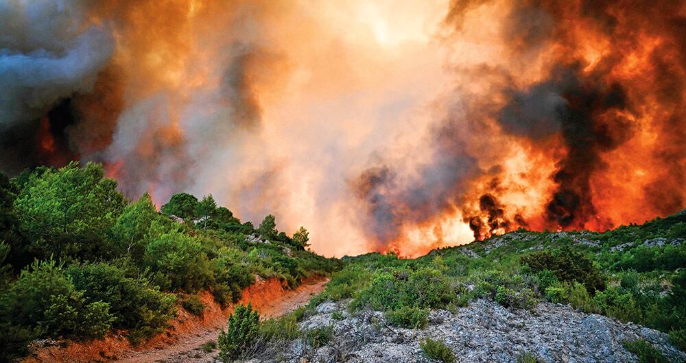 El incendio más grande del año en Francia