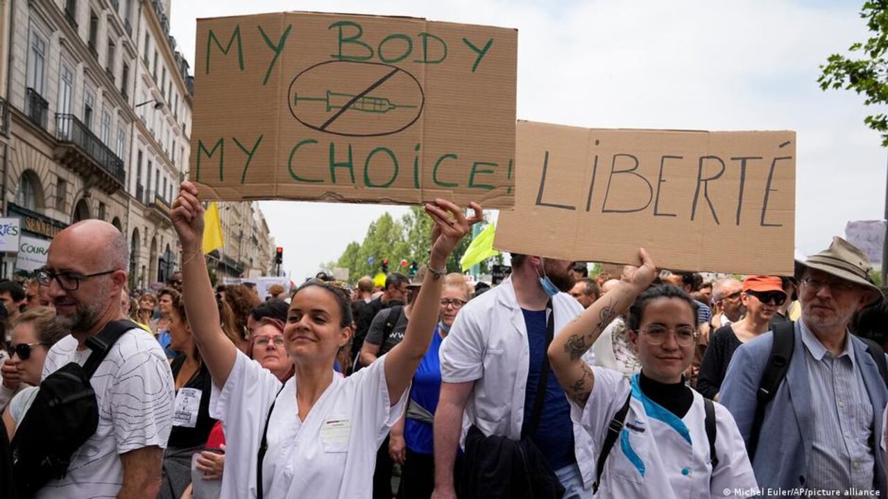 protestas vacuna paris