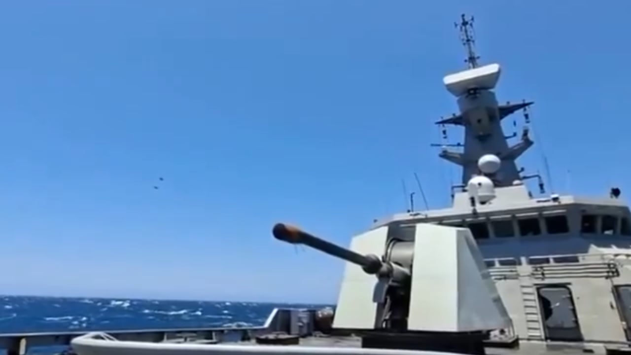 Ejercicios militares de fragatas y aviones en Venezuela