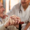 El Ministerio de Salud y Protección social es el encargado de establecer directrices de calidad para estos centros y las secretarias distritales de salud son los encargados de velar por el cumplimiento de las garantías de calidad.