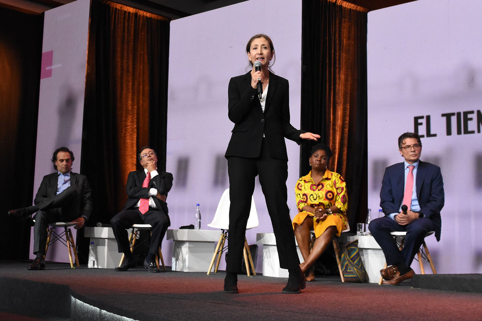 Ingrid Betancourt cara a cara