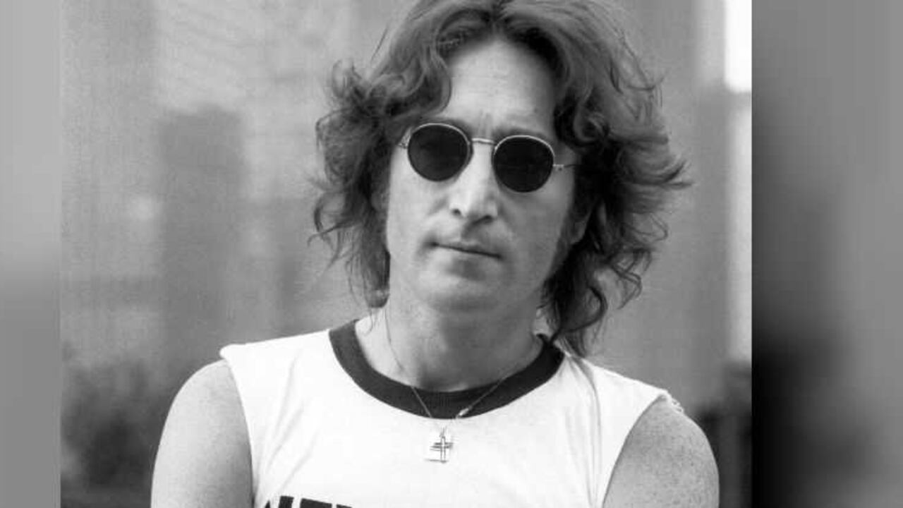 El sábado pasado la camisa fue subastada por 41.000 dólares.