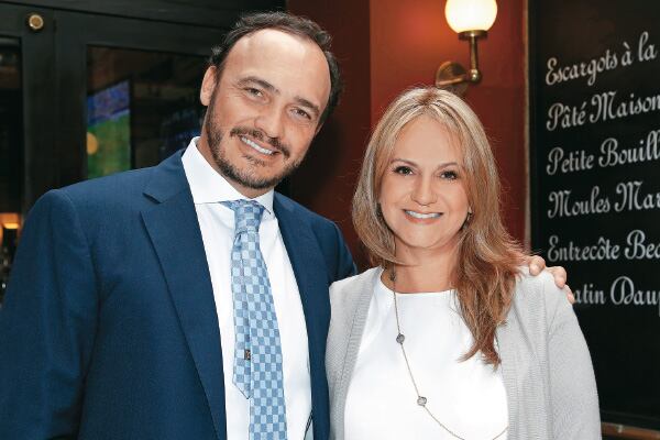 Carlos Andrade y Adriana Bernal.