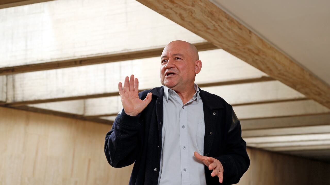 Carlos Antonio Lozada, alias Julián Gallo, senador partico de las extintas Farc. Bogotá, Julio 3 de 2019
Foto León Darío Peláez/ Semana