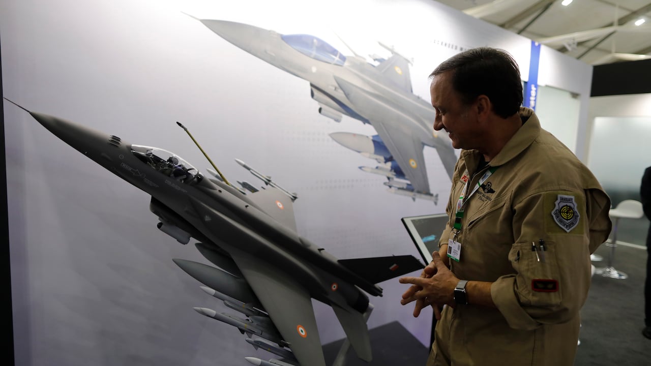 El contrato entre Estados Unidos y Taiwán tiene previsto la compra de lanzacohetes, equipos de imágen de reconocimiento aéreo y misiles de defensa.