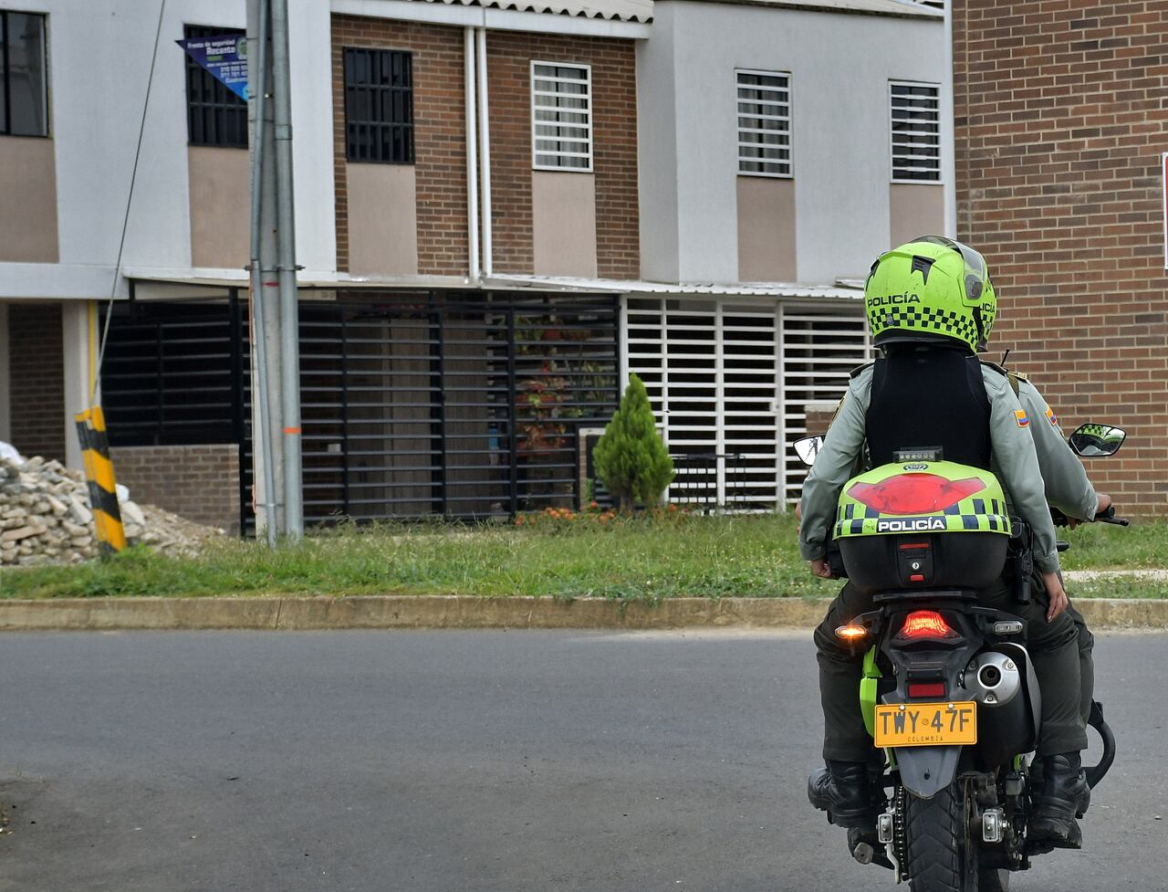 Luego de los dos atentados con granada en contra de la fuerza pública que se presentaron en menos de 24 horas en Jamundí, las autoridades anunciaron el fortalecimiento de los patrullajes en el municipio para garantizar la seguridad. Fotos Raúl Palacios / El País / 21 de Julio del 2023 Cali.