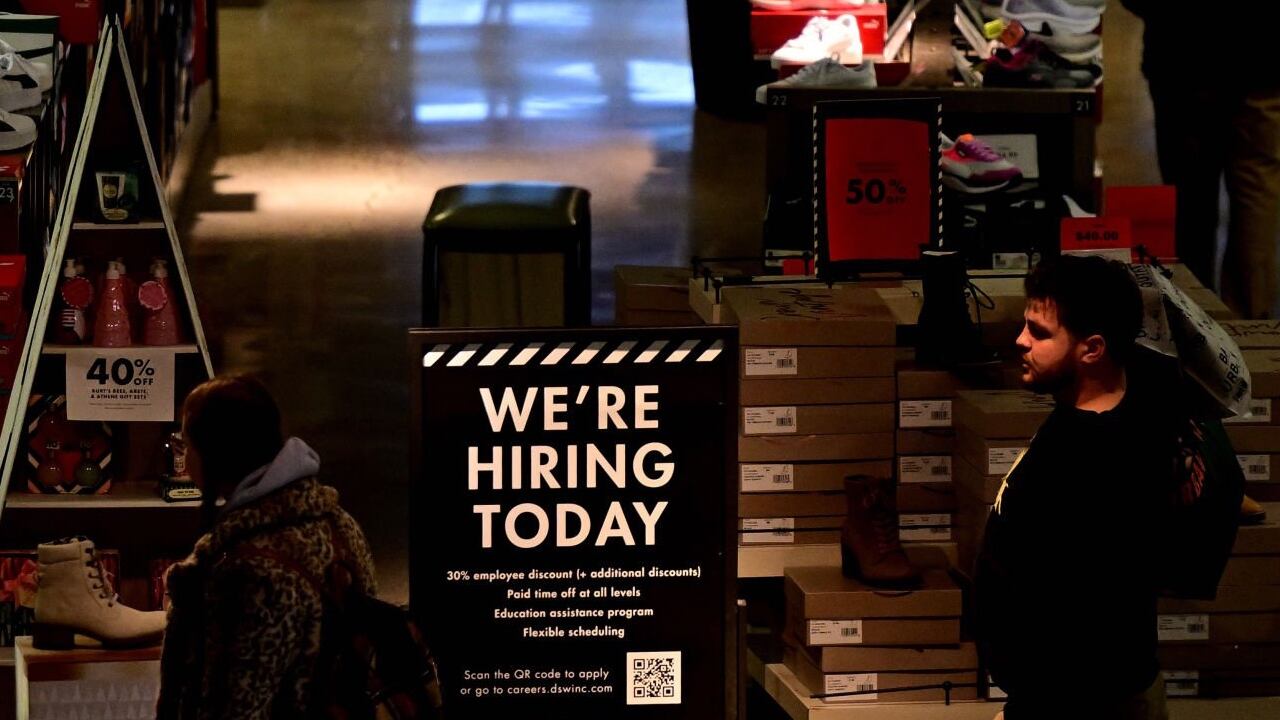 Estados Unidos creo varios empleos en diciembre de 2022, más de lo que esperaban los analistas