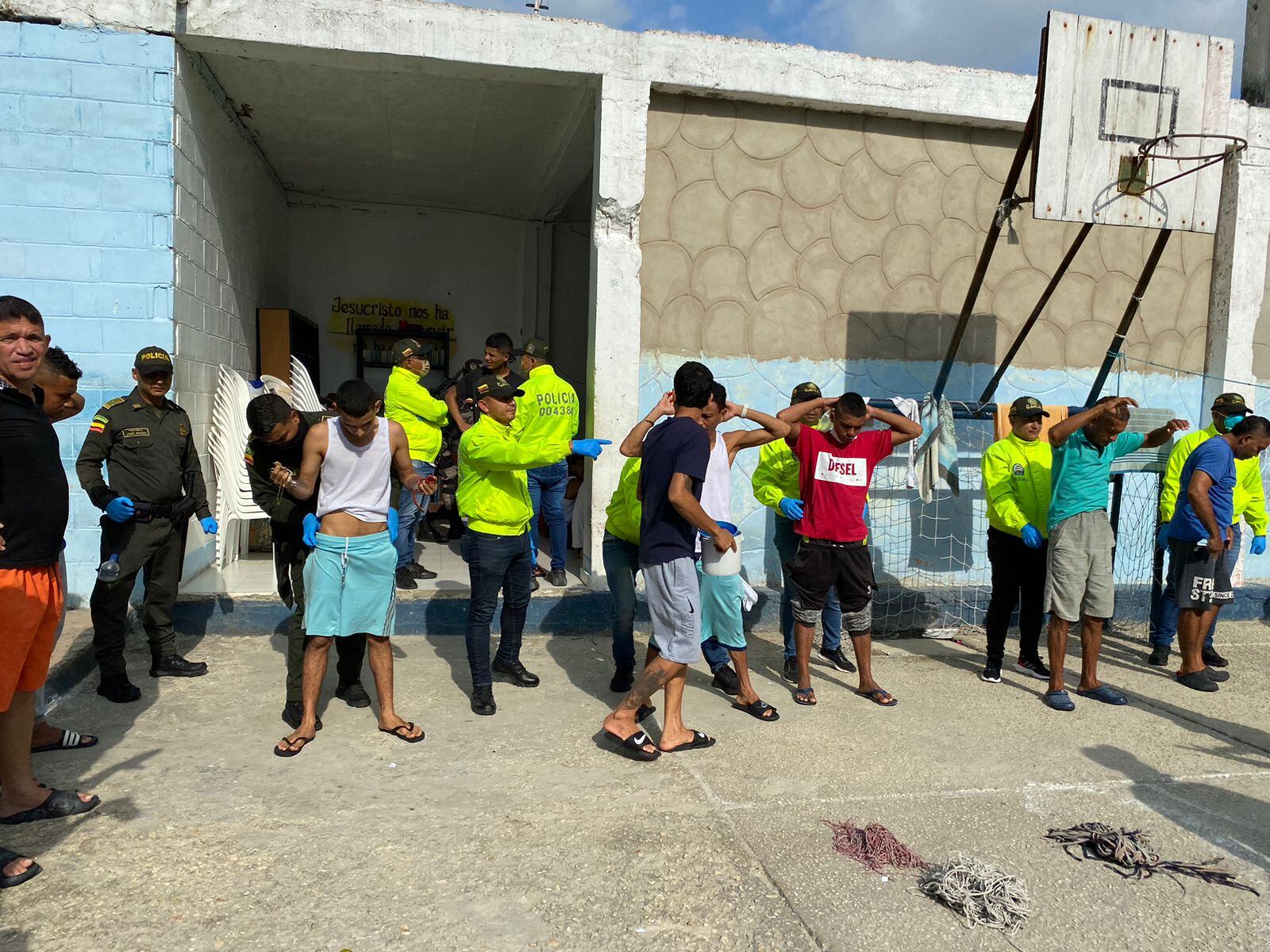 Los reclusos también tuvieron operativos dentro de la cárcel para control del delito