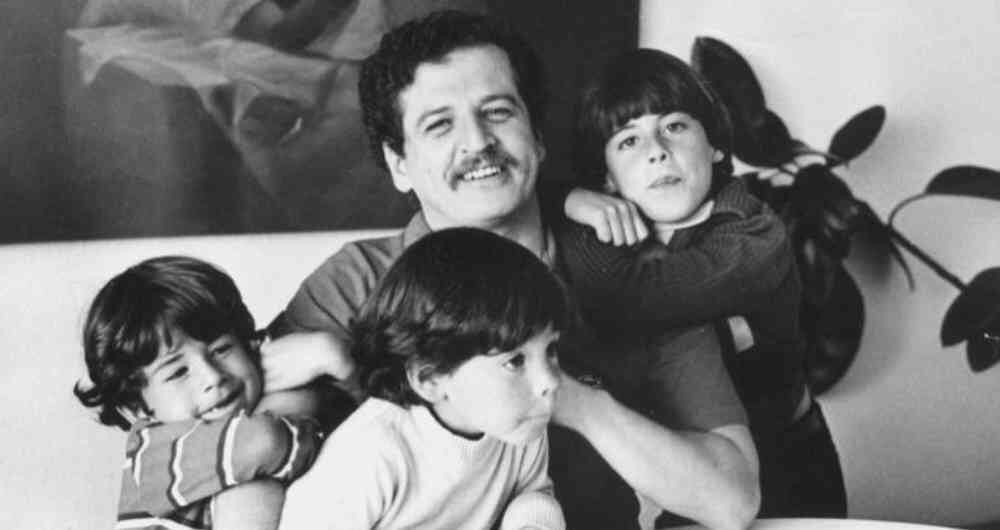 Luis Carlos Galán con sus hijos Juan Manuel, Carlos Fernando y Claudio.