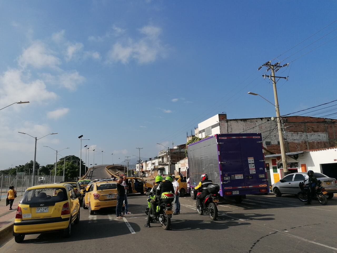 Bloqueos en Atalaya.