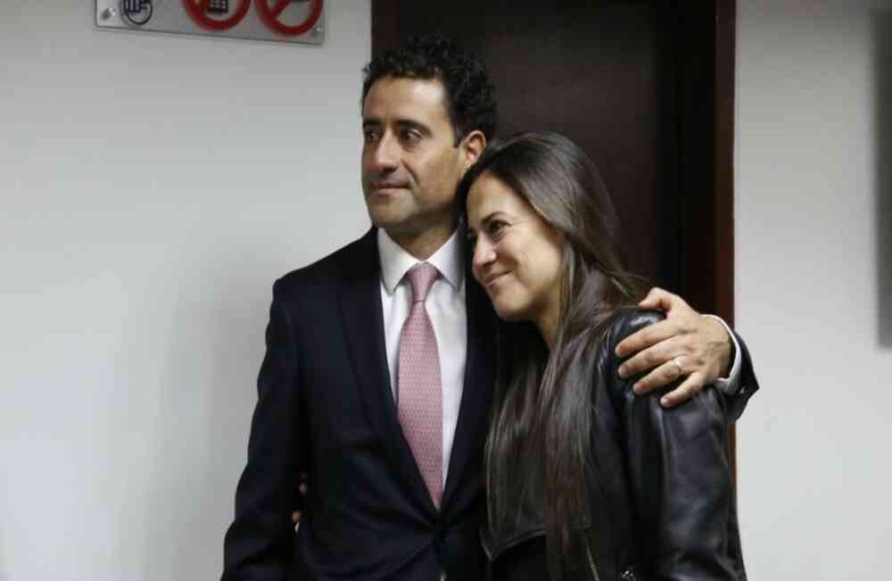 Francisco y Catalina Uribe recibieron la noticia de su absolución. Foto: Guillermo Torres / SEMANA.