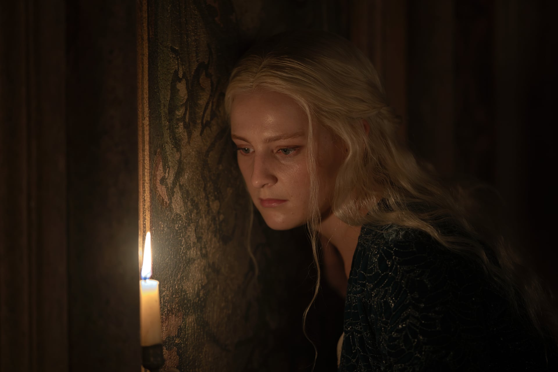 Phia Saban como Helaena Targaryen en La casa del dragón. HBO