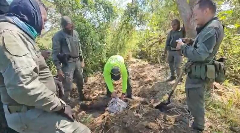 En caletas subterráneas, los narcos guardaban dos toneladas de coca semanales. La Policía y la Fiscalía las incautó