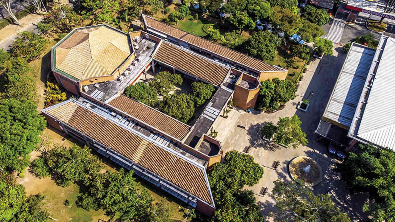 En los planes de crecimiento de la Universidad de Medellín es prioridad conservar los espacios verdes.