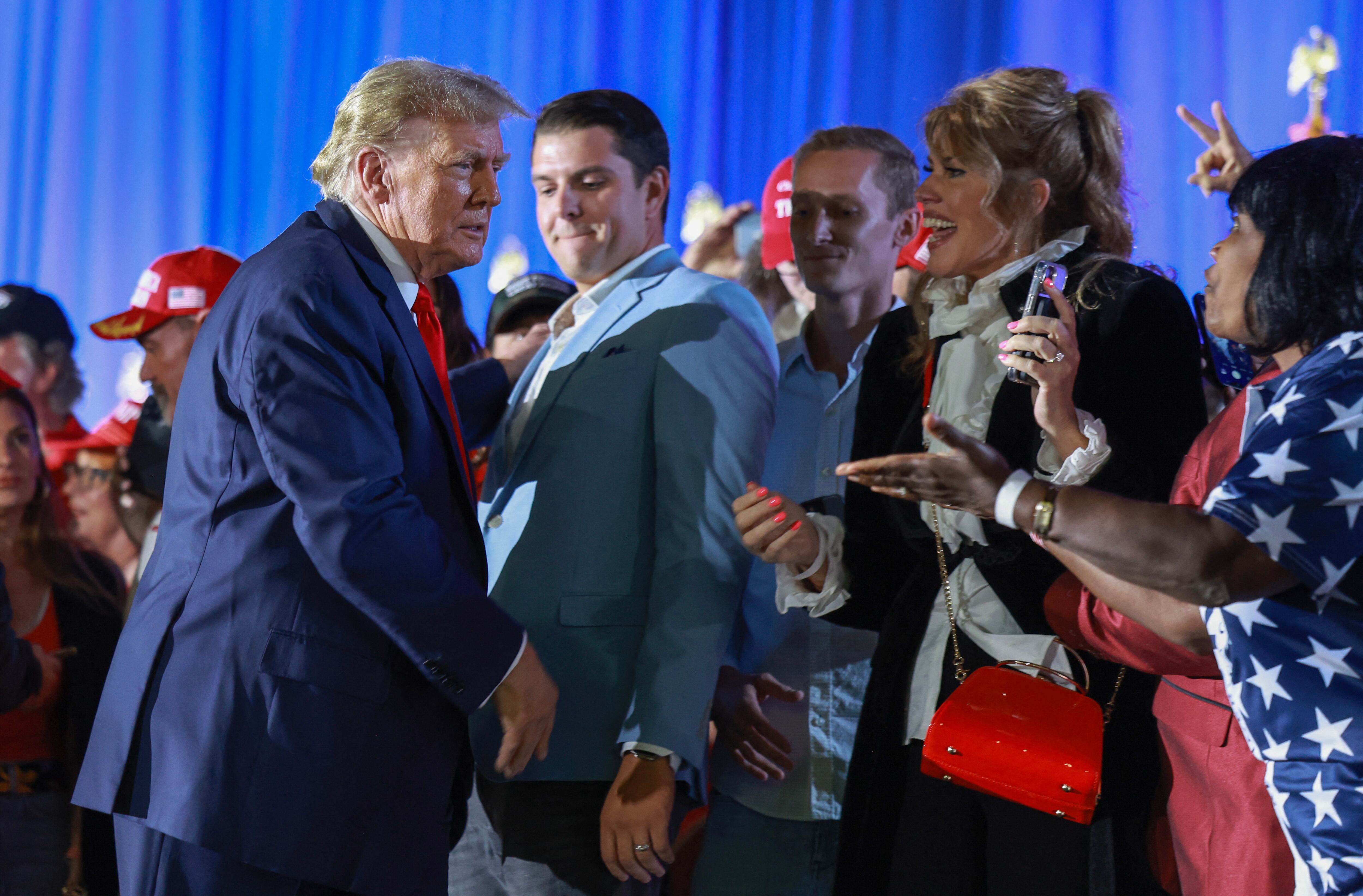 "Están saliendo de prisiones y cárceles, instituciones mentales y manicomios, procedentes de países de todo el mundo, no sólo de Sudamérica, incluso Venezuela. (...) Muchas gracias Venezuela. Les agradecemos", lanzó.