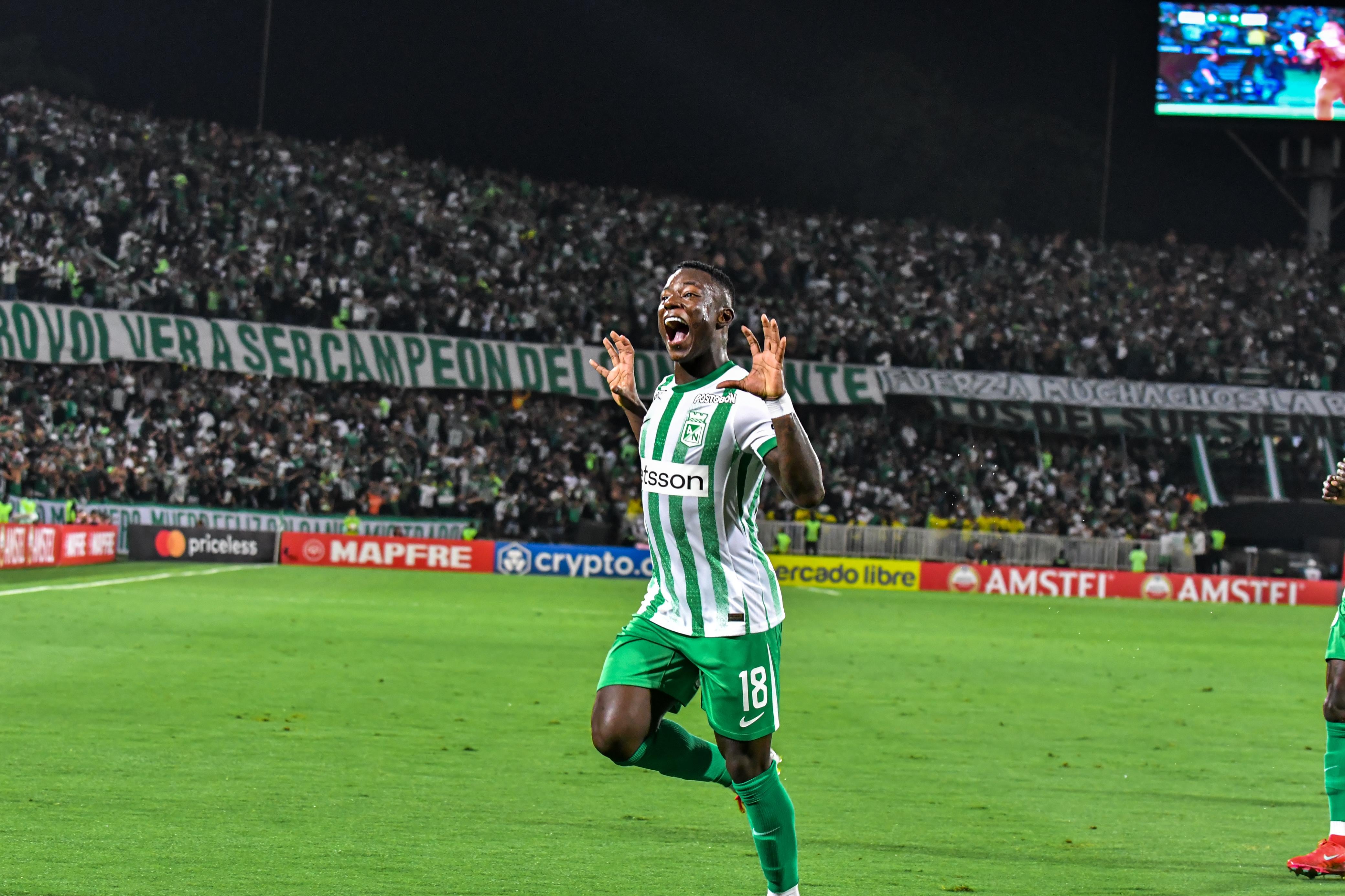 Marino Hinestroza, fura de Atlético Nacional contra Club Nacional.