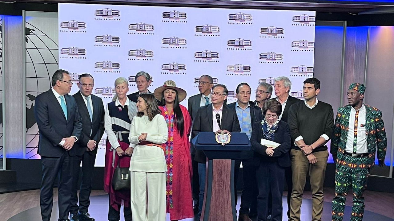 El presidente Gustavo Petro abrió la puerta para que se modifiquen artículos de la polémica reforma a la salud, tras reunión con bancadas de gobierno.