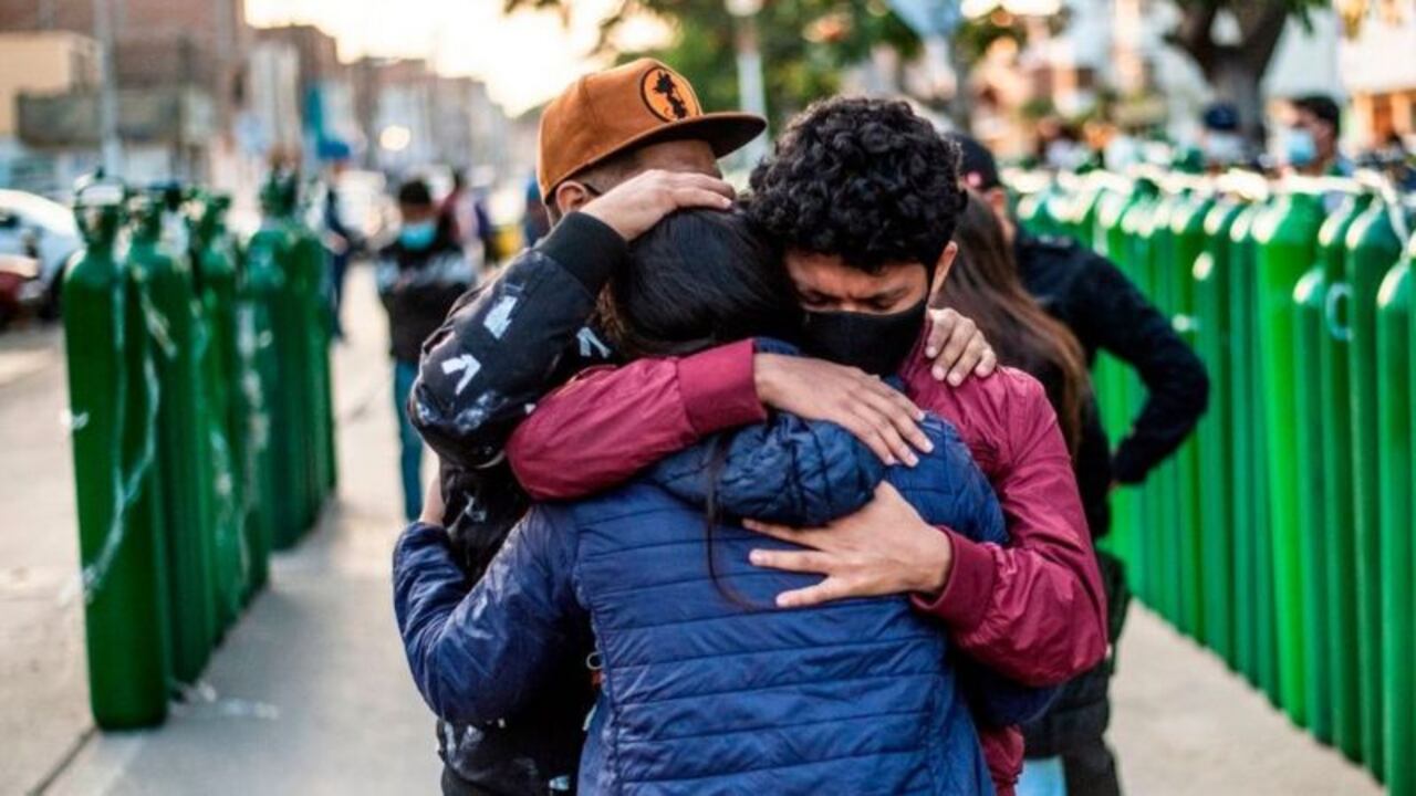 Perú es el quinto país de América Latina en número de muertos por covid-19.