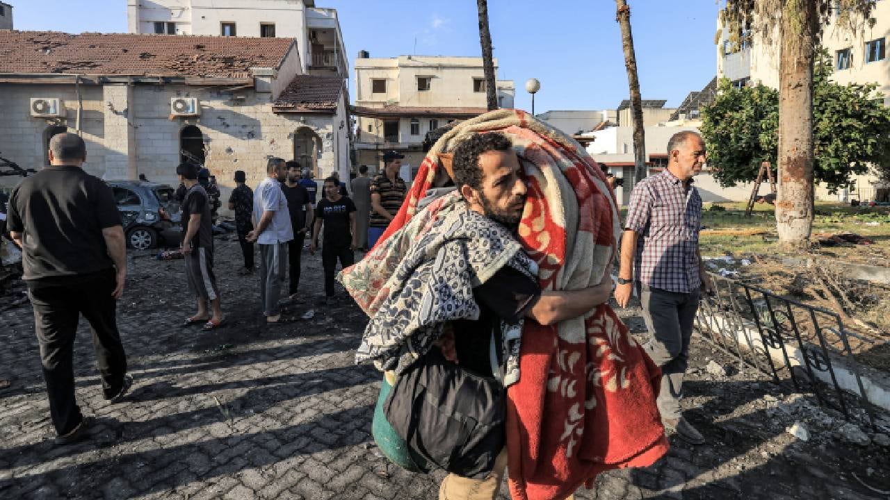 Una explosión arrasó un hospital en Gaza, matando a cientos de personas a última hora del 17 de octubre, provocando la condena mundial.
