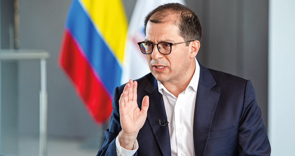    El fiscal general, Francisco Barbosa, deberá determinar si hay responsabilidades penales sobre la exministra.