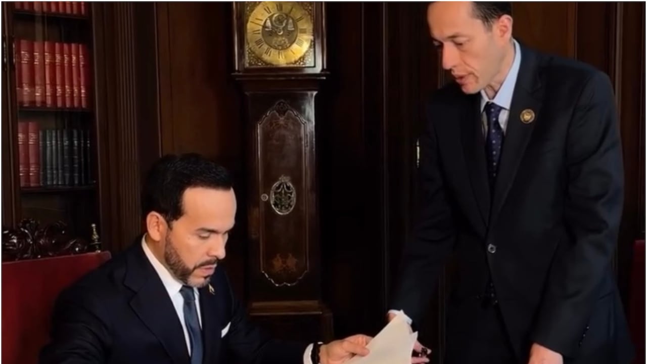 El presidente firmó otro paquete de extradiciones.