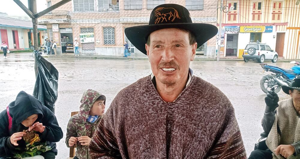    Martín Casas tiene un pequeño restaurante en el municipio de Murillo, Tolima.