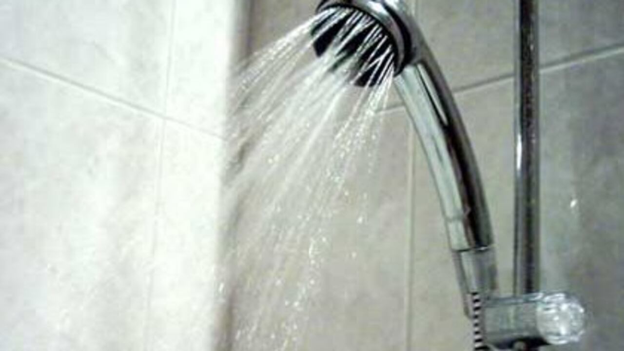 A los habitantes de los sectores afectados se les recomienda ser precavidos y almacenar agua para suplir las necesidades básicas mientras se reestablece el servicio.