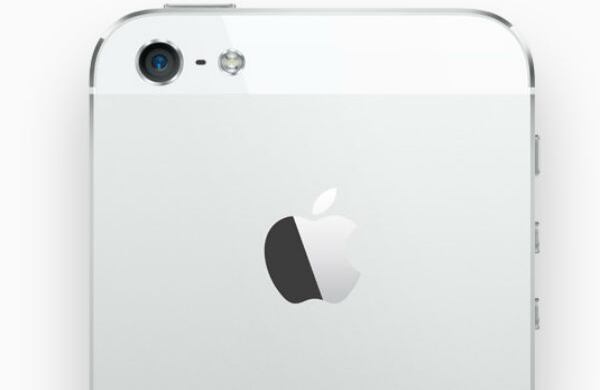 El nuevo iPhone 5 aumenta la potencia y la duración de la batería. 
