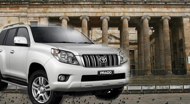 Todavía no han entregado 18 camionetas del Congreso