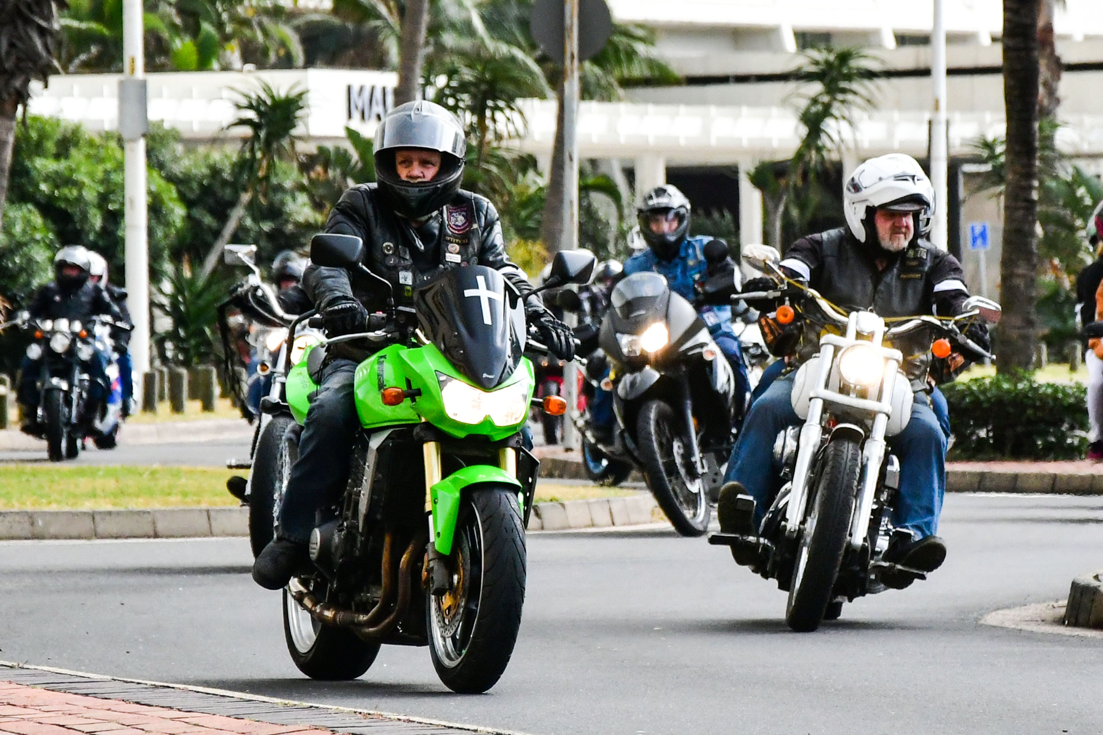 Los motociclistas han diseñado señales claves para prevenir los accidentes en carretera.