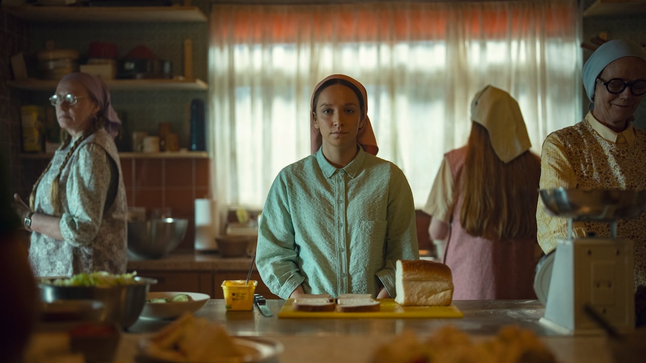 Escena de la miniserie Los No Elegidos, de Netflix.