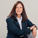 Sylvia Escovar, presidenta de la Junta Directiva de la EPS Sanitas, considera que, a la par del crecimiento económico, el empleo formal debe avanzar: “La informalidad nos está matando”.