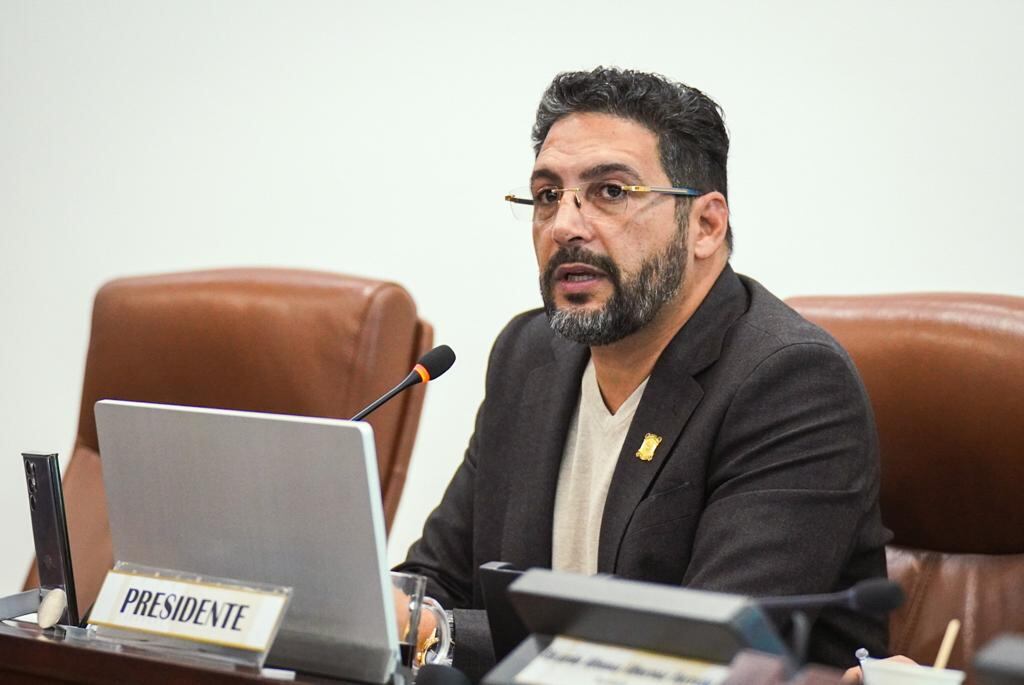 Representante a la Cámara y presidente de la Comisión VII, Agmeth Escaf.