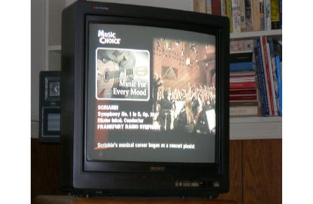 El Sony Trinitron de 25 pulgadas era el más apetecido por las familias colombianas para ver con la mejor calidad, los programas de la perubólica.