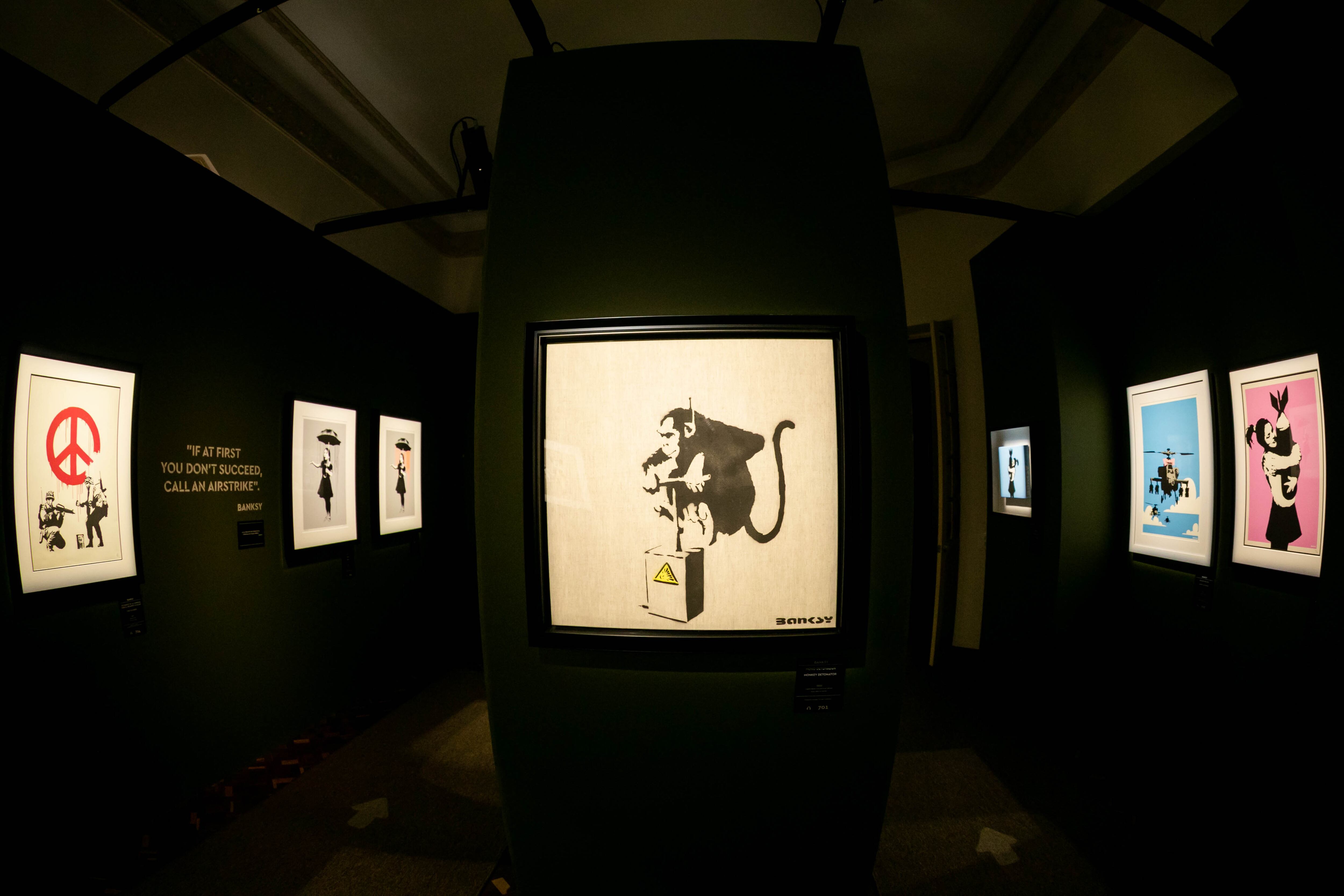 En la obra de Banksy, aunque extremadamente político, parece primar la esencia del sentimiento. Foto: David Micolta, suministrada a SEMANA por 'Banksy, ¿genio o vándalo?'.