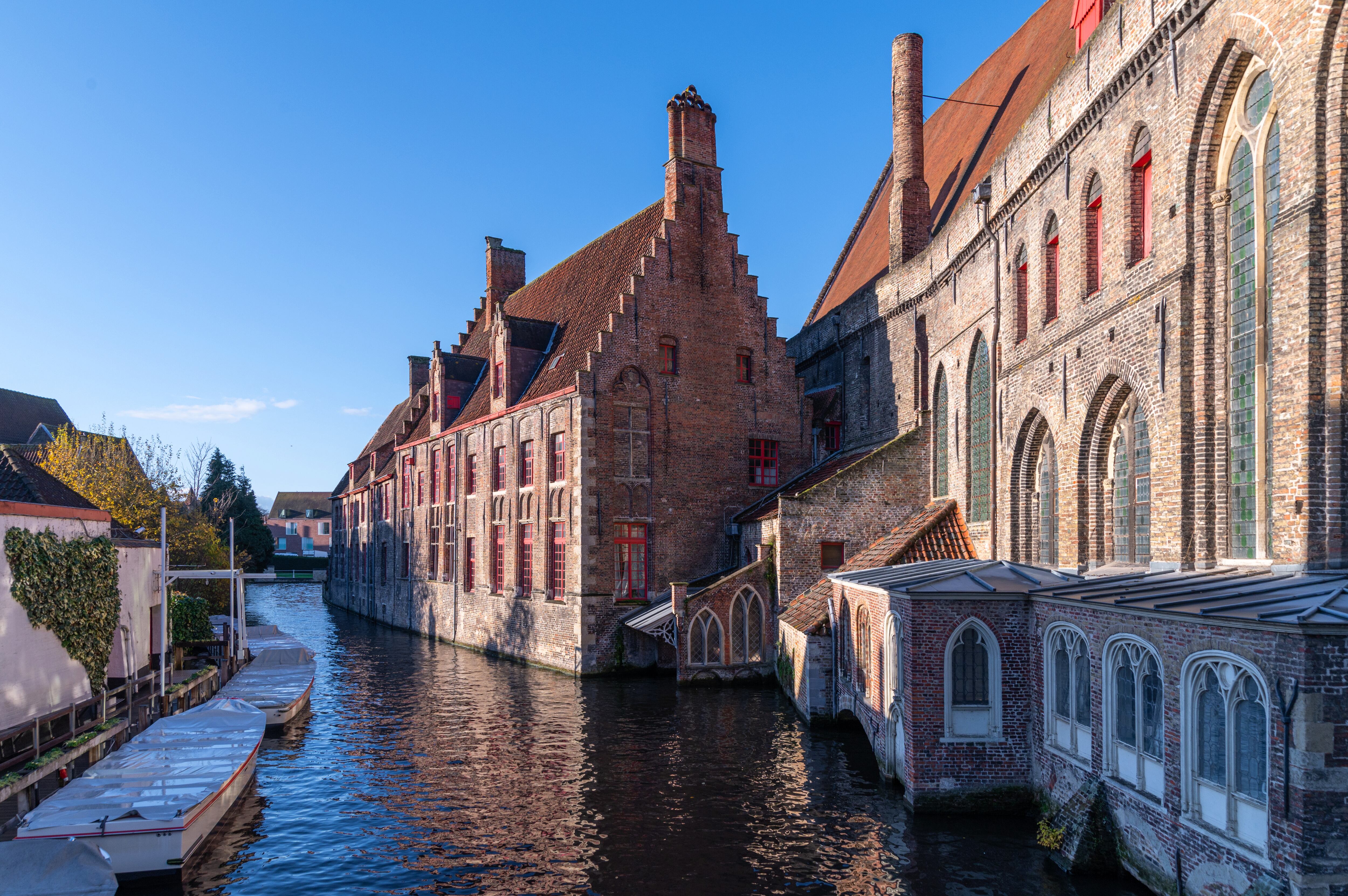 Explore Brujas: estas son las siete atracciones imperdibles de esta ciudad medieval en Bélgica