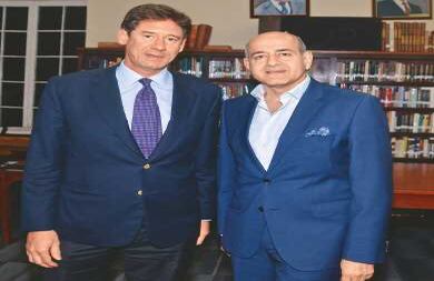  Eduardo Garcés y Munir Falah.