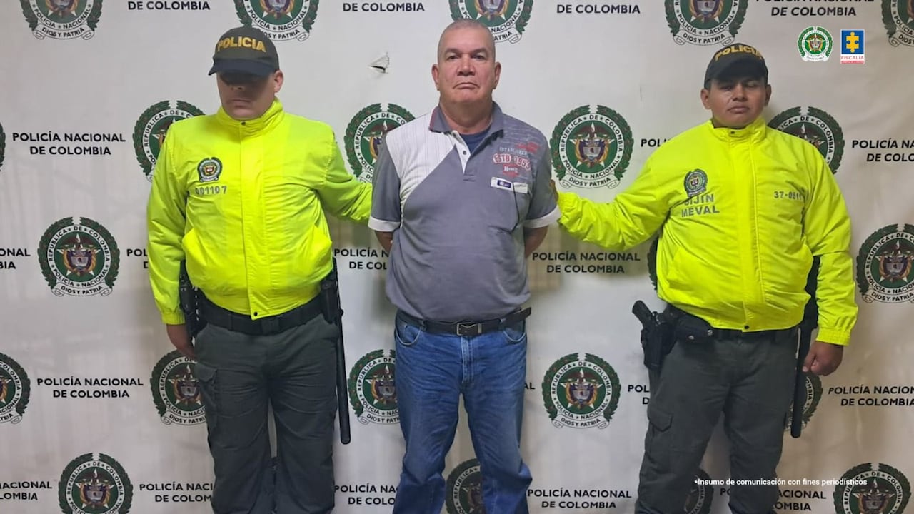 Condenan a más de 28 años de cárcel a hombre que secuestró y abusó de una menor en Medellín.
