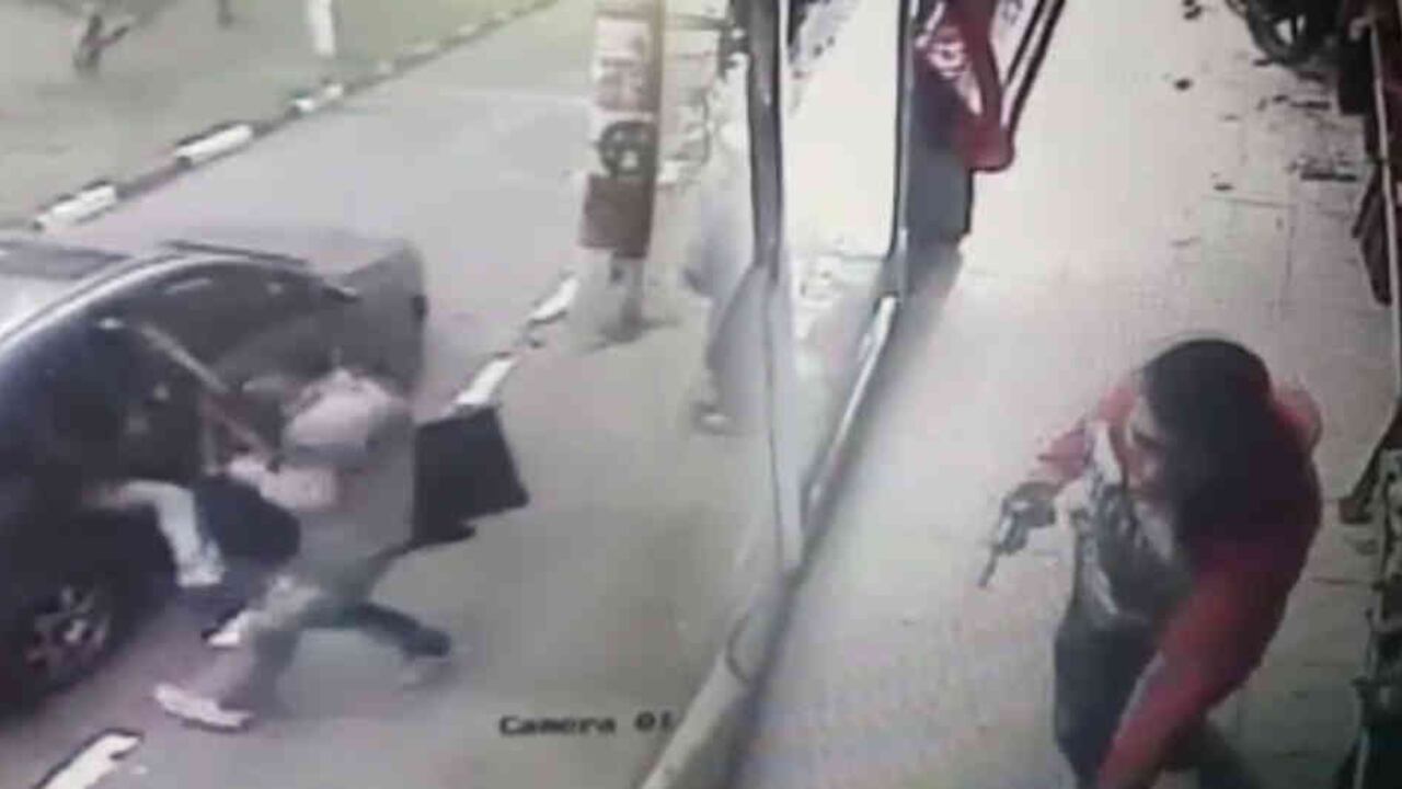 La Policía capturó a tres hombres que eran parte de Los Palomos.