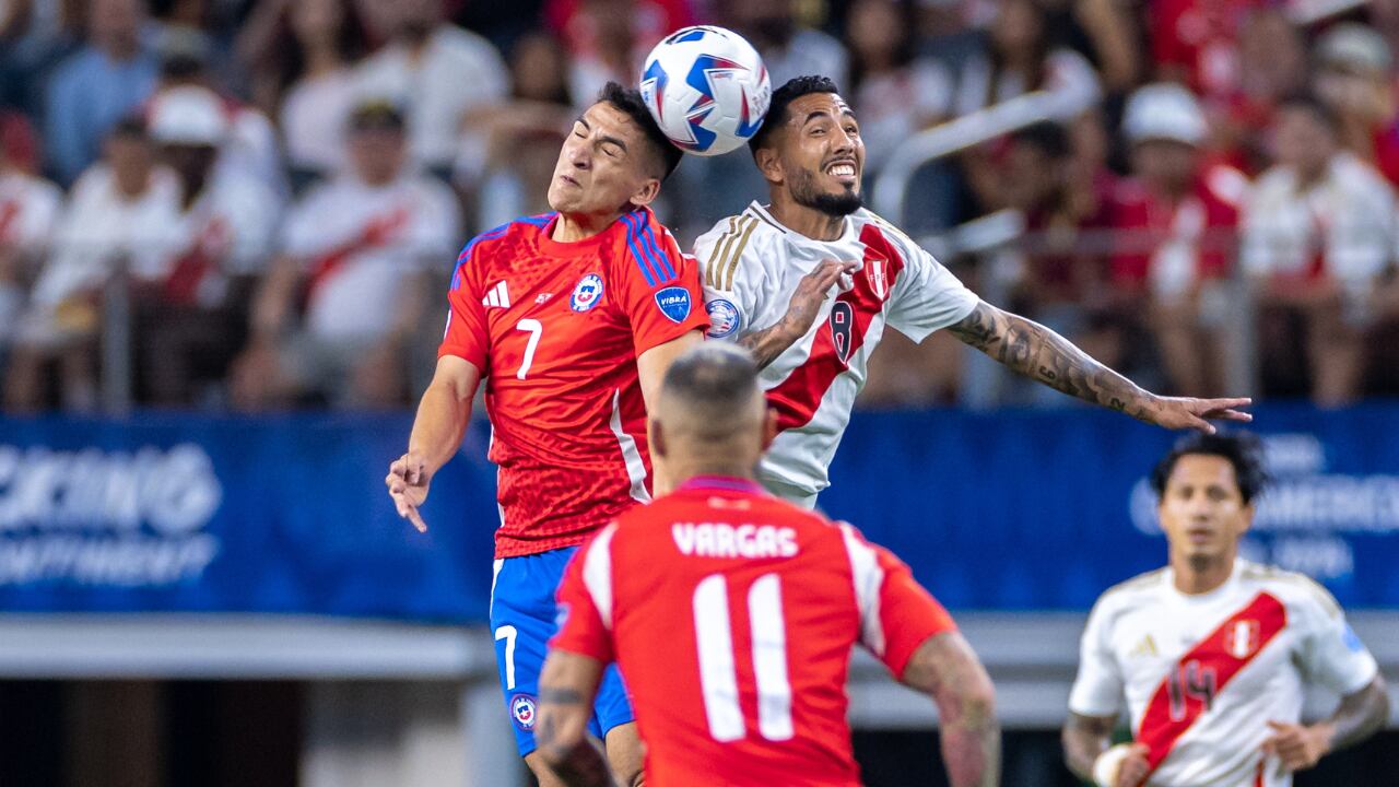 Perú y Chile chocan en la fecha 11 de las Eliminatorias al Mundial 2026