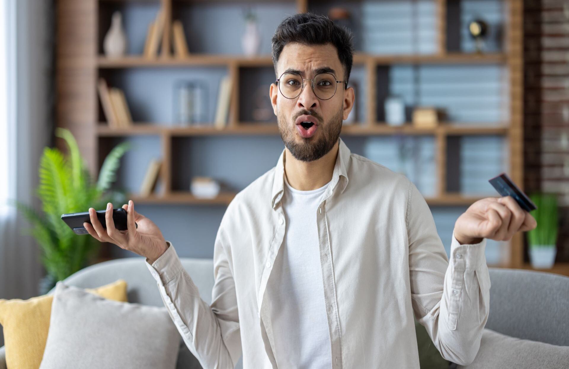 Activar las funciones de seguridad del celular puede ser útil para prevenir estafas.
