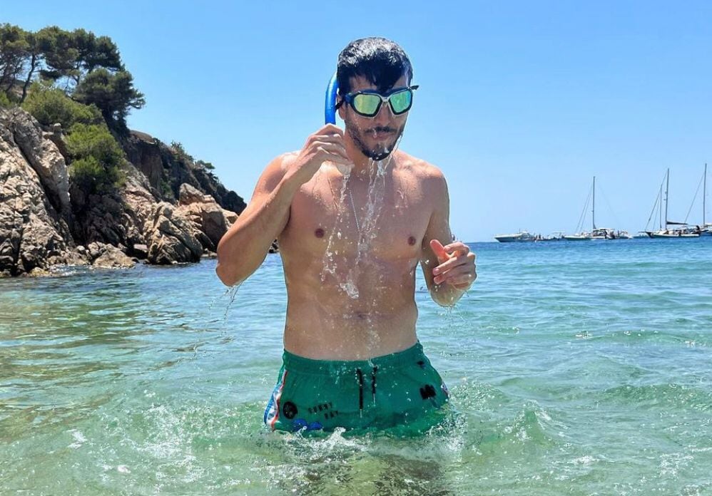 Sebastián Yatra publica foto que confirmaría su relación con Aitana y la borra segundos después